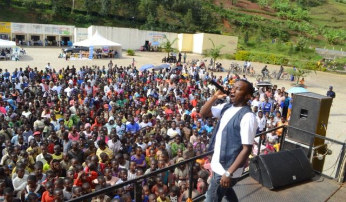 Tom Close during the launch of his song, "Kunda Gusoma", encouraging children to practise the reading culture