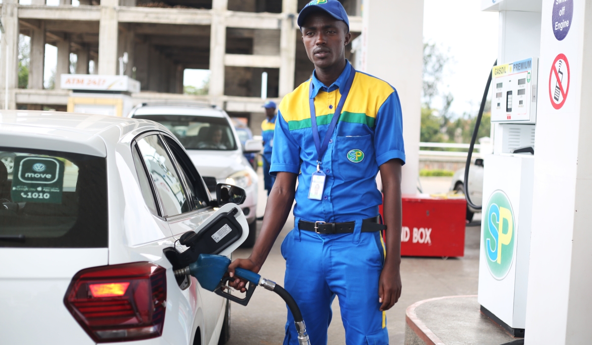 RURA has revised down fuel prices ahead of the festive season, marking the first decrease since June. Sam Ngendahimana