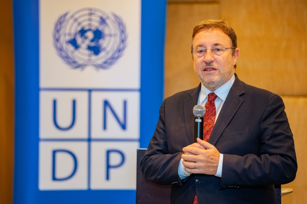 Achim Steiner, UNDP Administrator, delivers remarks during a meeting in Kigali on December 7. Steiner was in Rwanda for the third edition of Hanga Pitchfest  that  took place in Rwanda on Friday, December 8. Courtesy