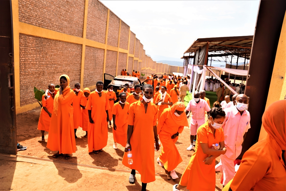 Inmates at Nyarugenge Prison in Kigali. Prisoners can now apply for parole after completing just a quarter of their sentences. Photo/Craish Bahizi 