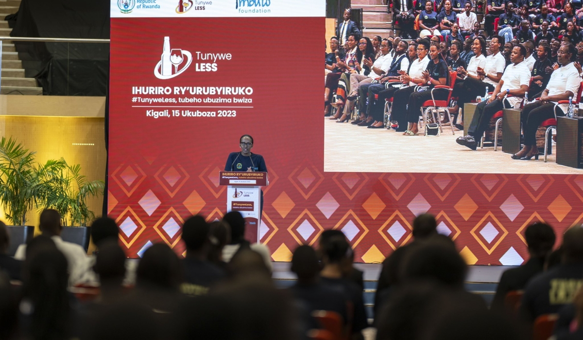 First Lady Jeannette Kagame addressing over 1000 delegates  during a special edition Youth Forum on the national TunyweLess campaign  on Friday, December 15. Courtesy