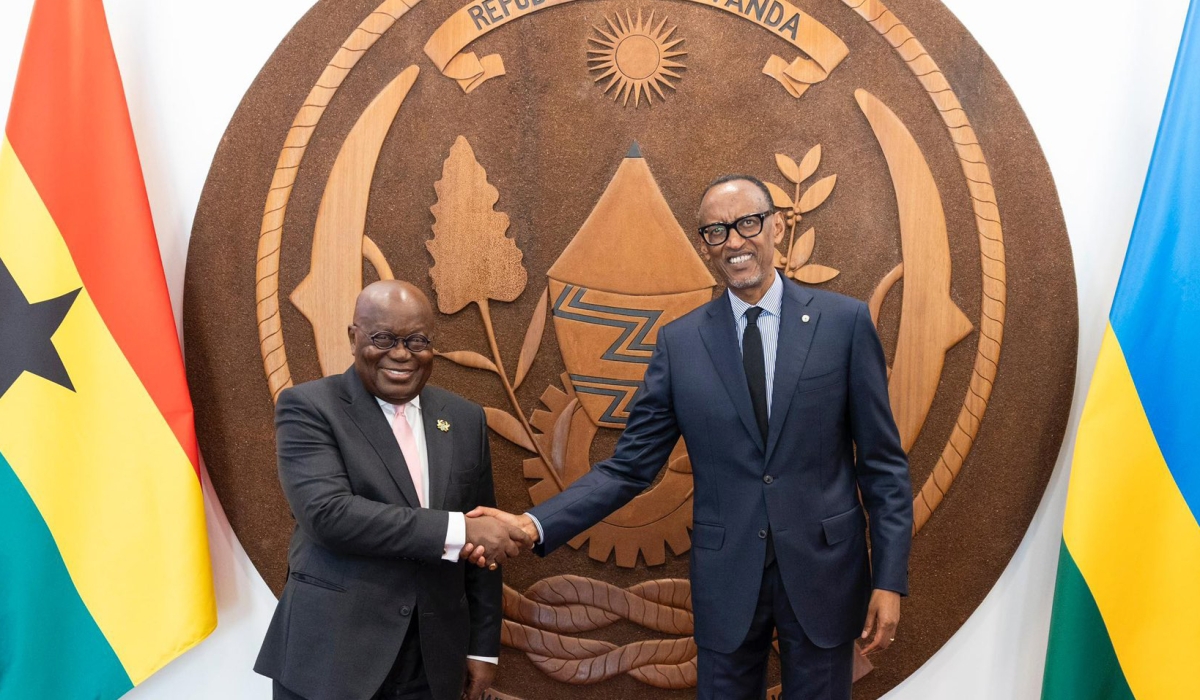President Paul Kagame meets his Ghanaian counterpart Nana Akufo-Addo at Village Urugwiro in Kigali on December 18. Photo by Village Urugwiro