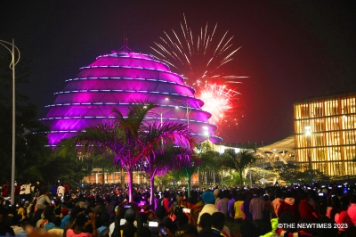 Spectacular fireworks illuminated Kigali’s skyline on Monday, January 1, 2024, to usher in the New Year. Thousands of Kigali residents gathered at the Kigali Convention Centre to join in the festivities. Photos by Craish Bahizi