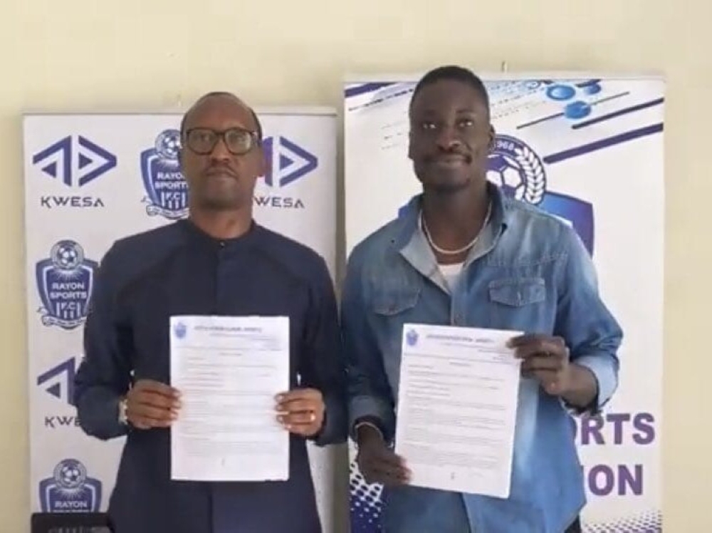 Rayon Sports have completed the signing of Senegalese striker Alon Paul Gomis on a short term deal.