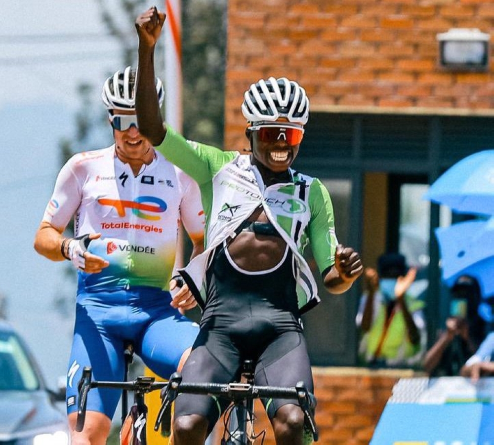Star rider Moïse Mugisha has officially completed his move to Java Inovotec from Benediction Kitei Pro.