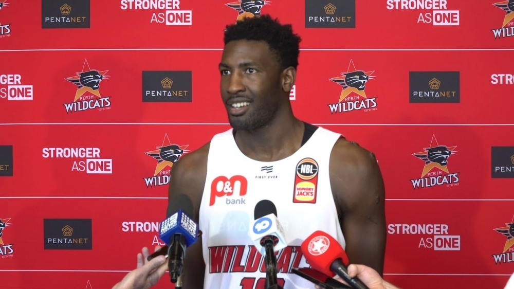 APR men’s basketball club has added American Center Dario Nathan Henry Hunt