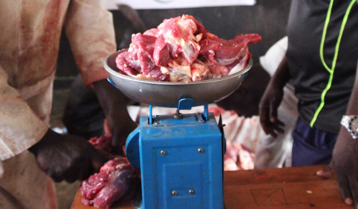 Rwanda Inspectorate, Competition and Consumer Protection Authority (RICA) has urged the discontinuation of using paper bags and non-biodegradable sacks for packaging meat countrywide. Photo by Craish Bahizi