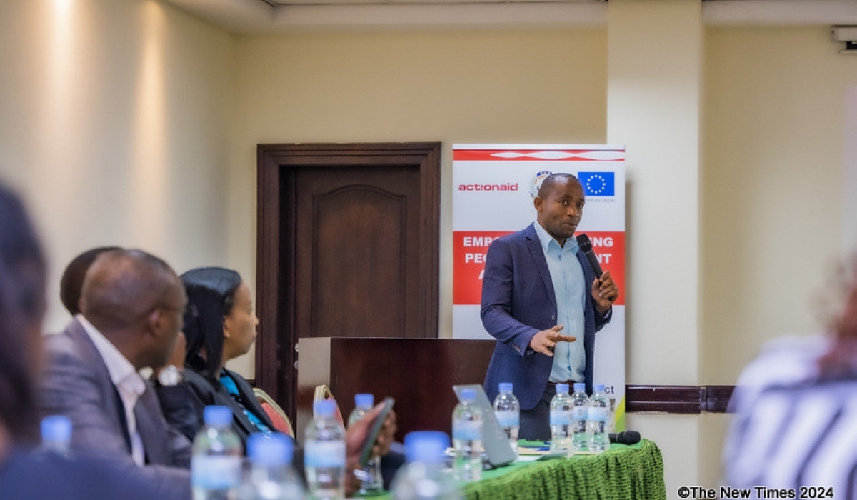 Project Coordinator, Moise Nkurunziza presenting  the impacts of the project to the society in Kigali on January 26. Photos by  Emmanuel Dushimimana
