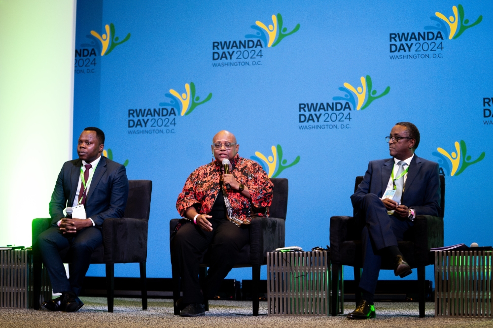 (L-R) The Minister of Youth and Arts, Dr Abdallah Utumatwishima, Amb. Jendayi Frazer, Hoover Institution, Stanford University, Minister of Foreign Affairs and International Cooperation Dr Vincent Biruta on a panel discussion. Courtesy
