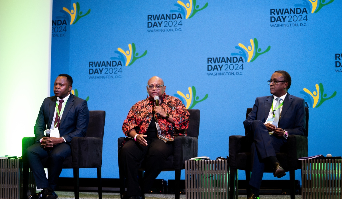 (L-R) The Minister of Youth and Arts, Dr Abdallah Utumatwishima, Amb. Jendayi Frazer, Hoover Institution, Stanford University, Minister of Foreign Affairs and International Cooperation Dr Vincent Biruta on a panel discussion. Courtesy