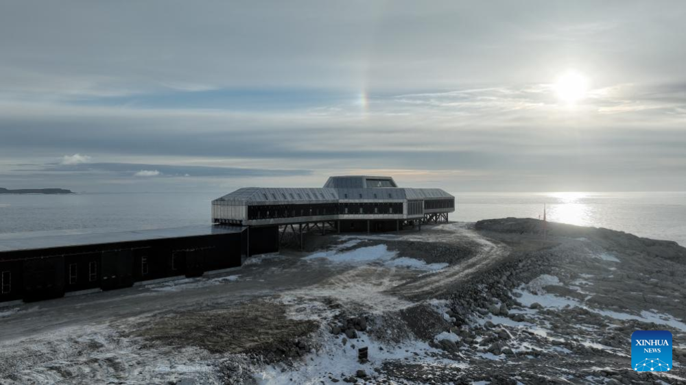 A drone photo taken on Feb. 6, 2024 shows the view of China&#039;s Qinling Station in Antarctica. China&#039;s Qinling Station in Antarctica, the country&#039;s fifth research station in the continent, started operation on Wednesday. (Photo by Zhu He/Xinhua)