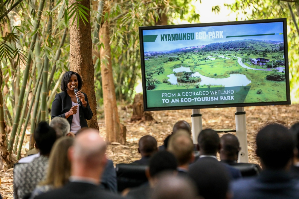 Juliet Kabera, Director General of the Rwanda Environment Management Authority presenting to visitors how Nyandungu wetland was revamped and became Nyandungu Wetland Eco-Tourism Park. Photo by Sam Ngendahimana