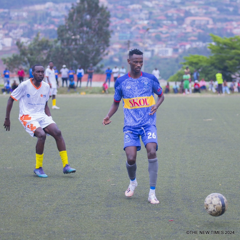 Rayon Sports midfielder Roger Kanamugire has urged his teammtes to take their Peace Cup quarterfinal second leg seriously-Photo by Craish Bahizi
