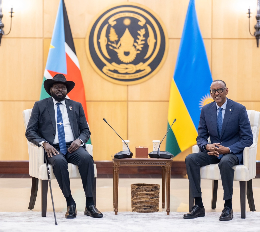 President Paul Kagame held talks with the Chairperson of the East African Community (EAC), President Salva Kiir of South Sudan, and his delegation, at Village Urugwiro  on Thursday, February 22. Courtesy of Village Urugwiro