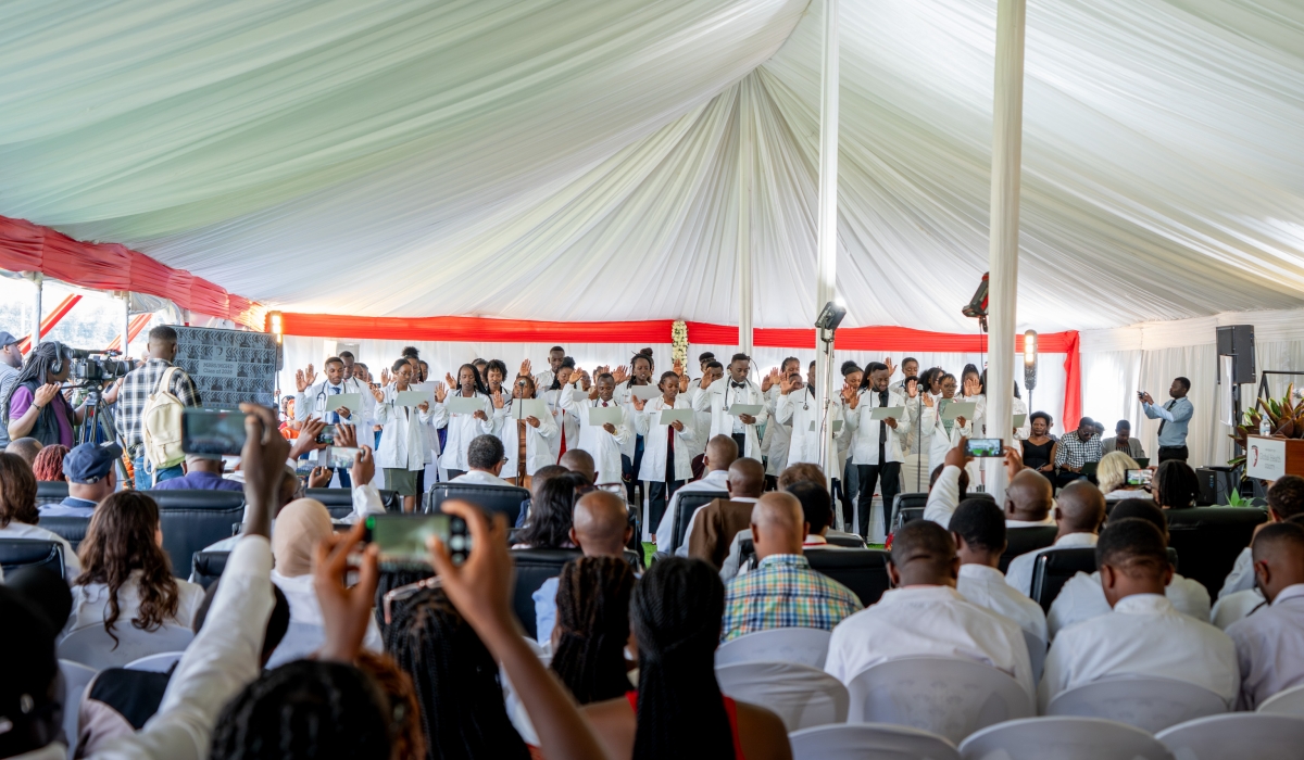 21st February, 2024
At Butaro

University of Global Health Equity • 8h Third cohort of #UGHE MBBS students-class of 2028 donned their white coats as a symbol to their commitment and pledged to uphold the highest standards of medical ethics and patient care.