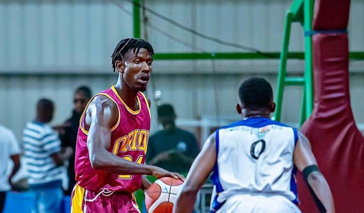 Espoir star guard Olivier Turatsinze(R)tries to defend an Orion opponent during his side’s 90-74 victory over Orion at STECOL court on Friday night, February 23-courtesy 