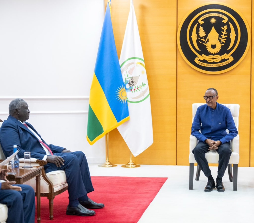 President Paul Kagame on Monday,  February 26, received Malik Agar, the Vice President of the Transitional Sovereignty Council of Sudan, and his delegation, at Urugwiro Village. Courtesy of Urugwiro Village