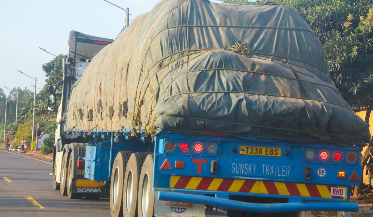 Cross border cargo trucks transport goods from Tanzania to Rwanda.The National Bank of Rwanda (NBR) remains concerned about the risks posed by disruptions in the Red Sea on international commodity prices. (File Photo)  