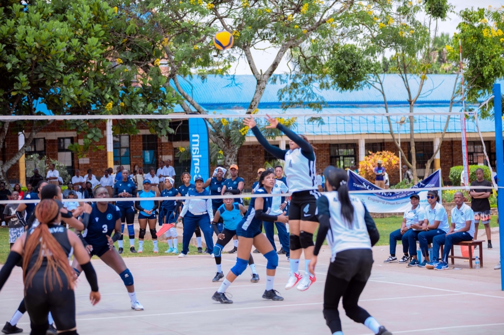 APR women lifted the title after beating Police women team 3-0. APR women lifted the title after beating Police women team 3-0.