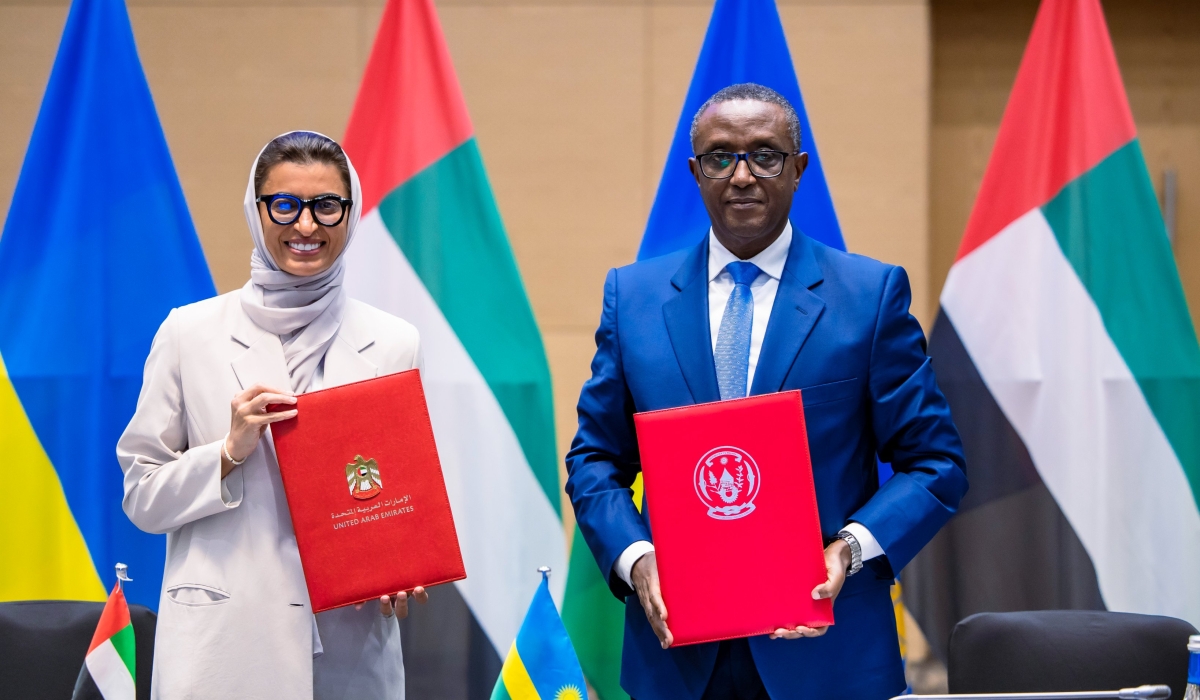 Minister of  Foreign Affairs Dr Vincent Biruta and his counterpart Noura bint Mohammed Al Kaabi during the signing ceremony on Thursday, March 7. The deal was signed in Kigali during the first Session of the Joint Committee for Cooperation between Rwanda and the United Arab Emirates. Courtesy