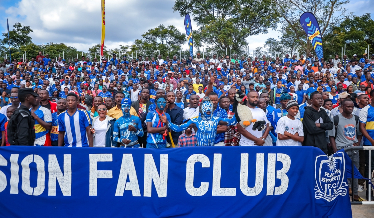 Rayon Sports fans look disappointed as Army Side stunned the Blues 2-0 at Kigali Pele Stadium on Saturday, March 9. Photo by Craish Bahizi