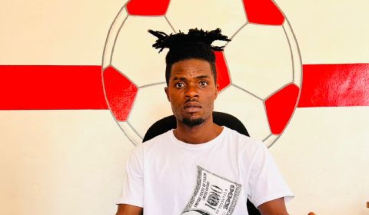 FIFA has banned Etincelles from signing players after failing to pay Ghanaian midfielder Prince Jerome Iniesta.