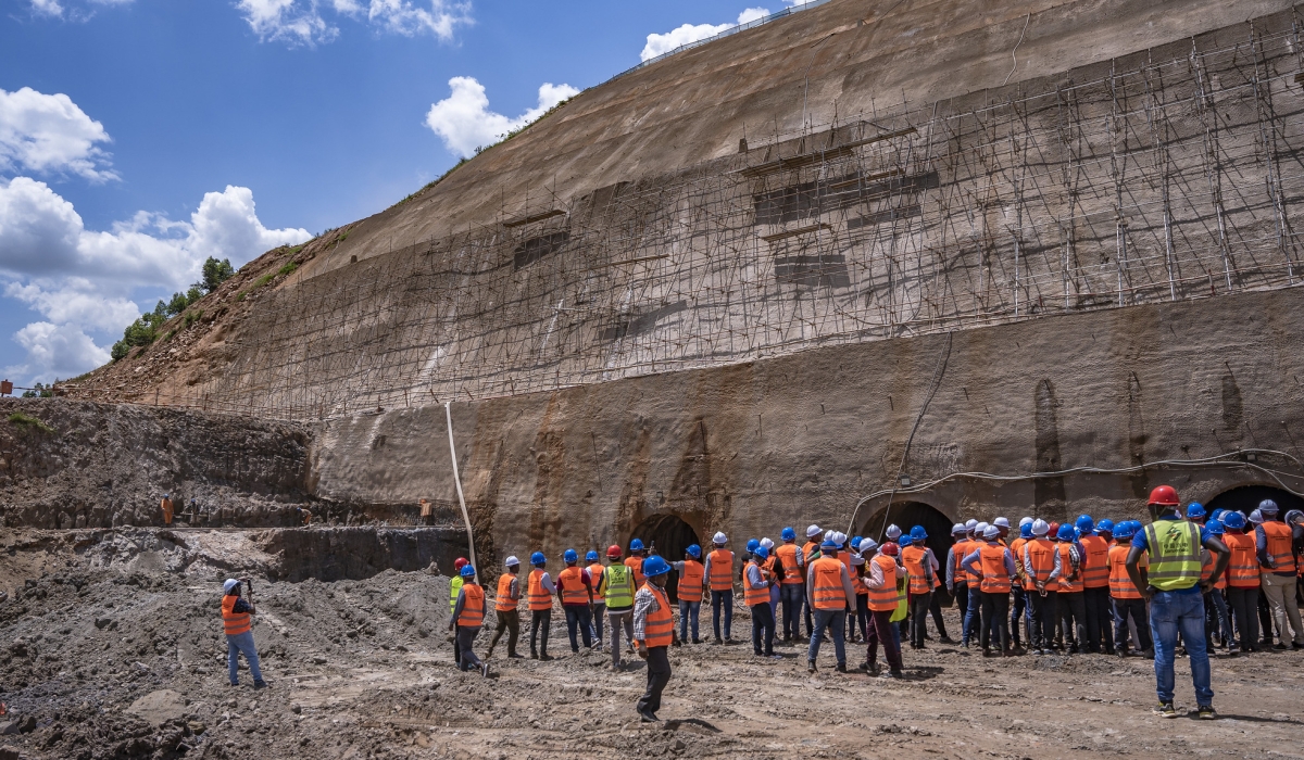 Members of the Institution of Engineers Rwanda (IER) during a guided tour of  the construction site of the Nyabarongo II multipurpose dam on Friday, March 8. Photos by Emmanuel Dushimimana