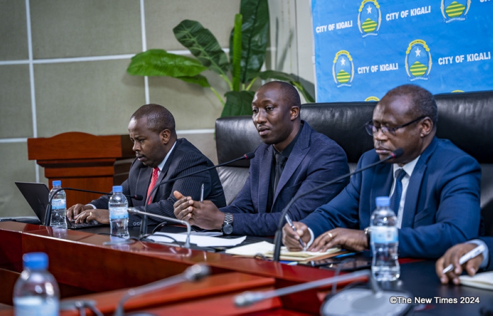 (R-L): Kigali City Mayor Samuel Dusengiyumva, Jimmy Gasore, the Minister of Infrastructure and Minister of Finance Uzziel Ndagijimana. Minister
Gasore revealed that the decision to liberalise the sector is aimed to enhance service quality. Photo: Emmanuel Dushimimana