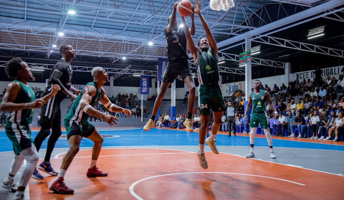 Champions APR BBC dominated the game against  Tigers with a 106-70 victory at Lycee de Kigali Gymnasium on Wednesday night, March 13. All photos
