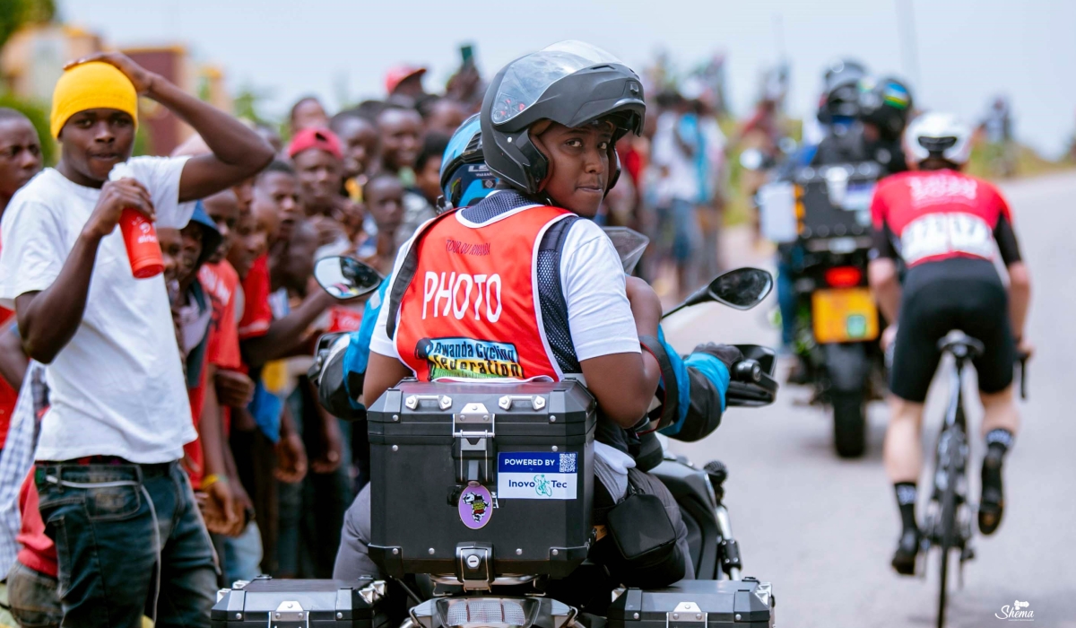 Tour du Rwanda official photographer Emmanuel Rurangwa on duty during the recently concluded Tour du Rwanda 2024. Rurangwa has come a long way from the boy who captured pictures at family events, making it to prominent events like Tour Du Rwanda. Courtesy