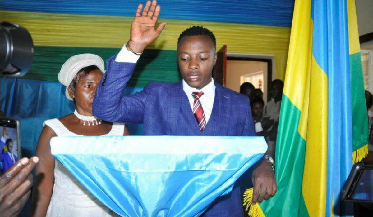 The national flag may no longer be used by a couple exchanging marriage vows should the proposed amendments to the family law be approved by the parliament.  File