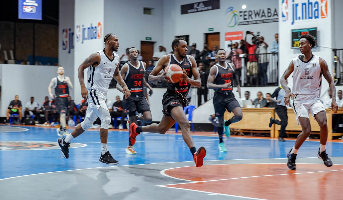 The Patriots earned a less expected 73-59 victory over APR and moved to the top of the league table as the first round reaches advanced stage. Photos by Dan Gatsinzi