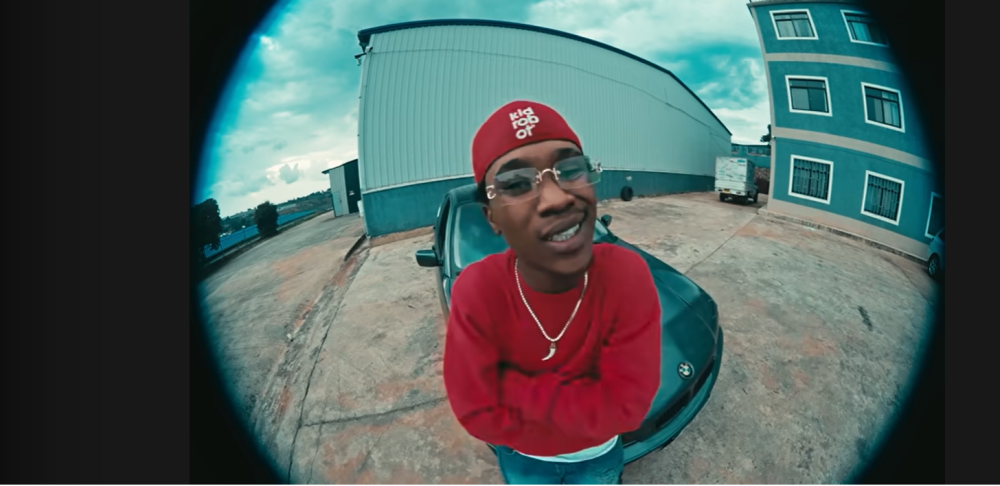 Bruce the 1st, aka Wambere, one of the promising rappers of Kigali, recently blessed the hip hop community of Rwanda with a new track dubbed ‘Bwe Bwe Bwe’