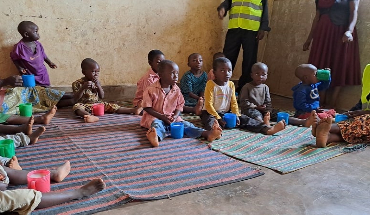 IYACU is a fortified whole maize flour product that One Acre Fund produces from maize grains aggregated from Rwandan farmers.