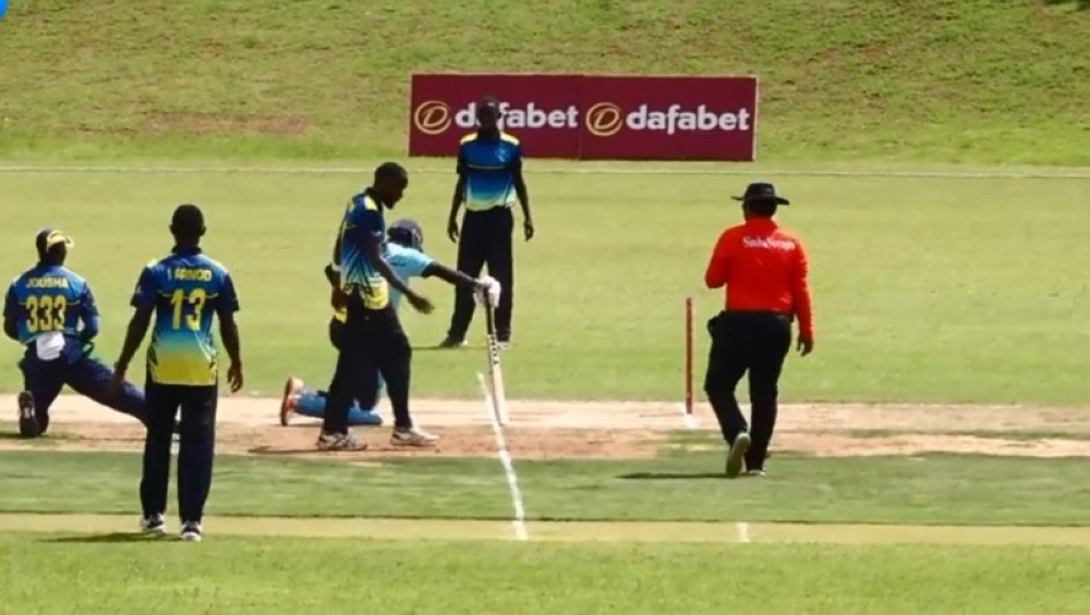 Right Guards face their long-time nemesis Challengers in the Rwanda Cricket Association T20 League, with top spot in sight at Gahanga cricket stadium on Sunday.