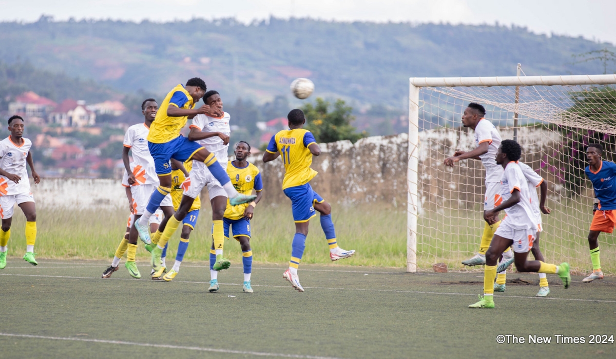 AS Muhanga striker tries a header as Second Division leaders Vision FC welcome second-placed AS Muhanga to Mumena Stadium in Saturday’s match day 19 clash. All photos bty Craish Bahizi
