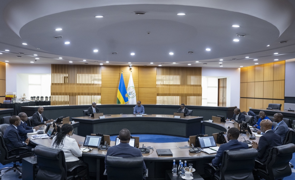 President Paul Kagame  chairs a cabinet meeting  that approved several appointments at Rwanda Food and Drugs Authority (RFDA) at Urugwiro Village on April 3. Photo by Village Urugwiro