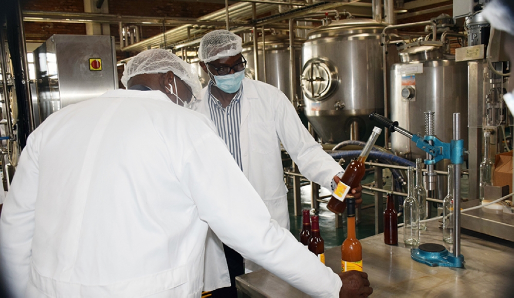 Officials touring Rwamagana Banana Community Processing Centre, RFDA says it needs enough inspectors in agroprocessing factories.