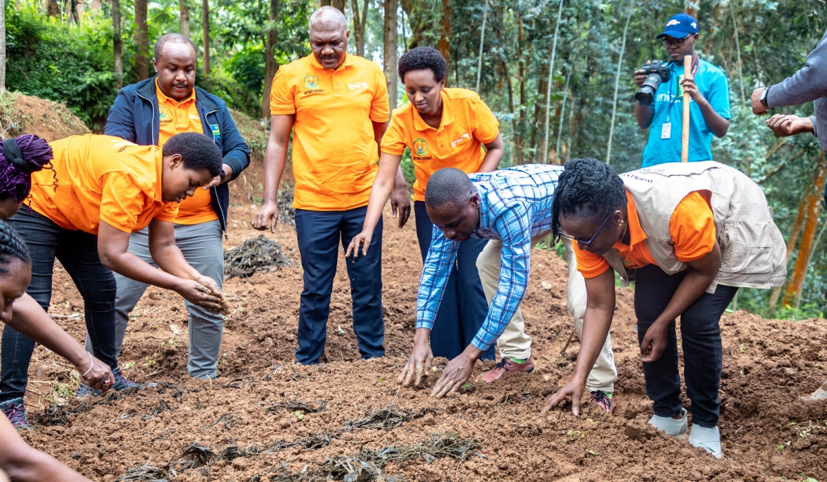 Officials during the launch of “Professional Umuganda”, a nutrition project in Rutsiro District , to eliminate malnutrition and stunting among children of under-five years  on April 4. Bahizi