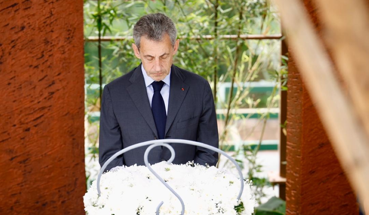 Nicolas Sarkozy, former President of France lays a wreath to pay tribute to victims at Kigali Genocide Memorial on Sunaday, April 7, 2024. Photos by Olivier Mugwiza