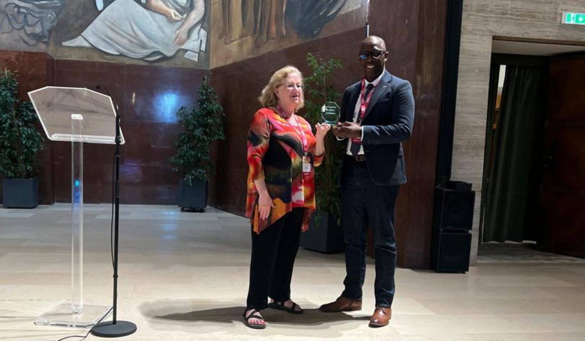 Mutesa receives the award for his contribution towards human genetics.