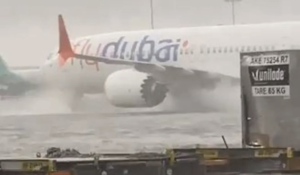 Dubai International Airport has announced that it is temporarily diverting all arriving flights as flooding batters the UAE.