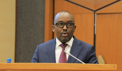 Auditor General (AG) Alexis Kamuhire presenting the annual audit report for the 2021-2022 fiscal year to a joint session of Parliament on Tuesday, May 2. Courtesy
