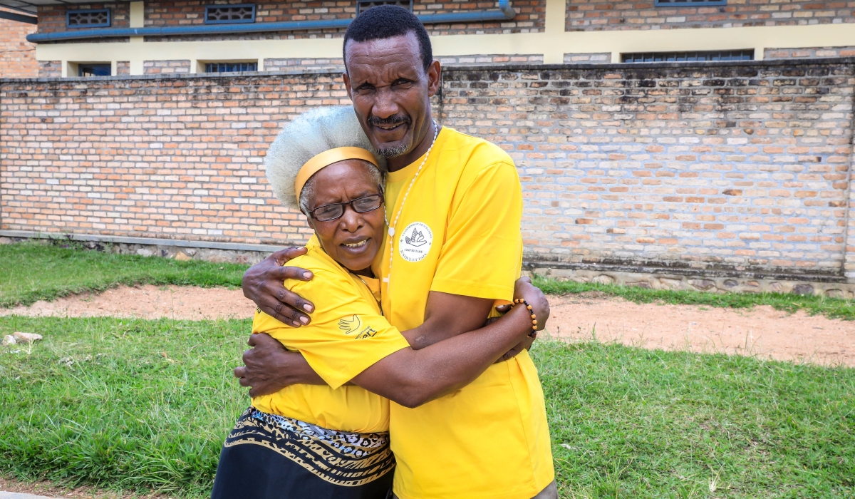 Anastasia Murekeyimana, a Genocide survivor, and Gervain Ntagungira. The two were part of a six-month reconciliation and reintegration programme.
