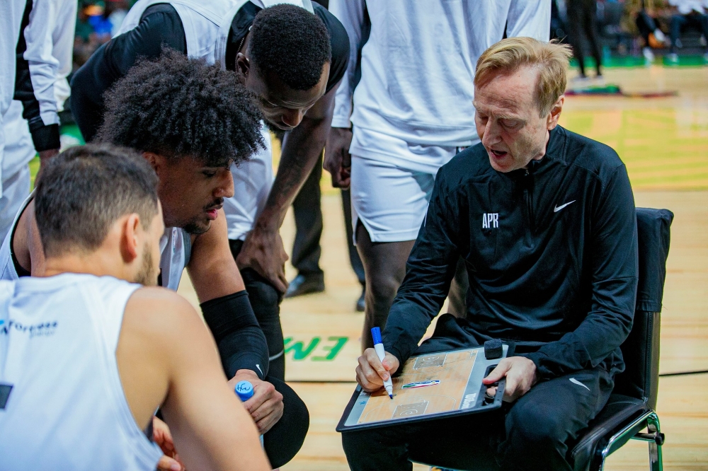 APR basketball club coach Mazen Trakh gives instructions to his player.