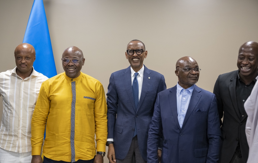 President Paul Kagame receives Fred Siewe, the president of European veterans&#039; football body FIFVE and some football legends in  Village Urugwiro on October 13, 2022. Photo by Village Urugwiro