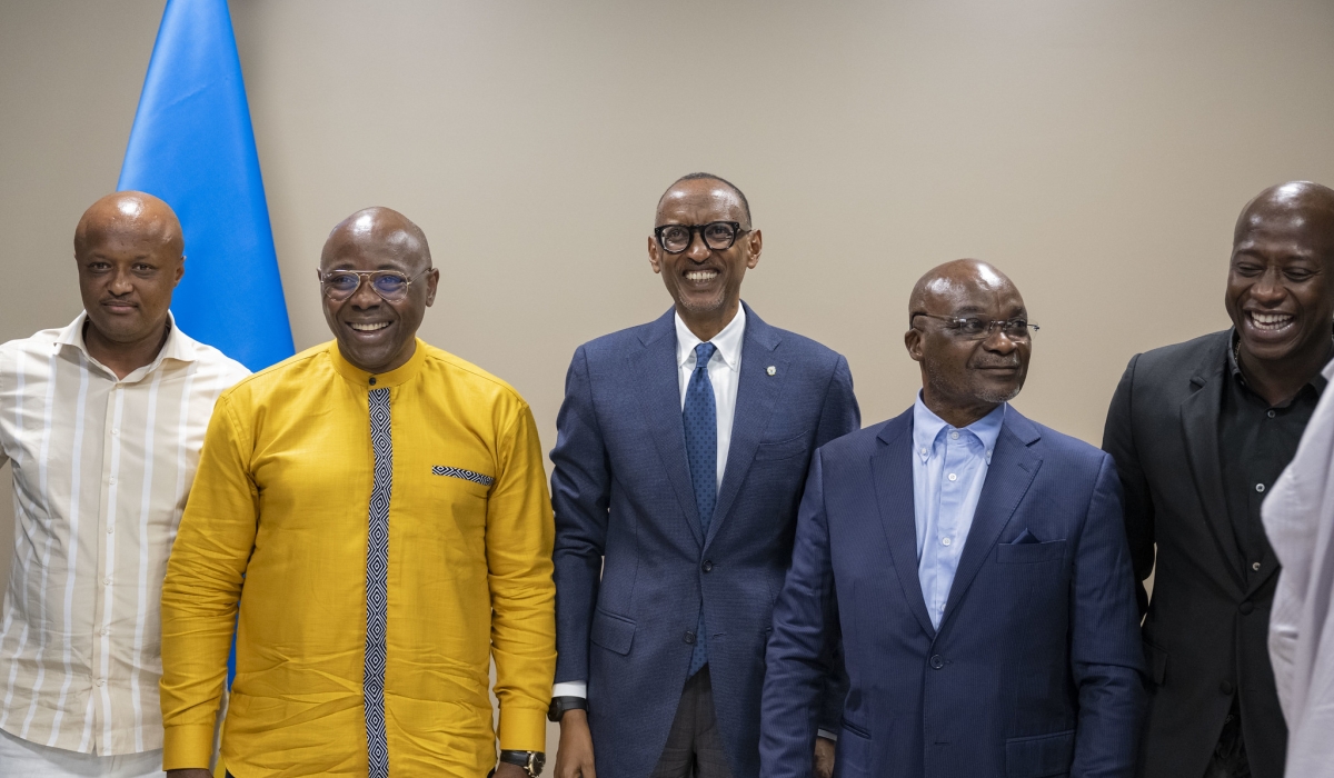 President Paul Kagame receives Fred Siewe, the president of European veterans&#039; football body FIFVE and some football legends in  Village Urugwiro on October 13, 2022. Photo by Village Urugwiro