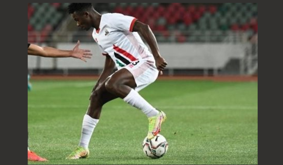 Rwandan international left-back Emmanuel Imanishimwe