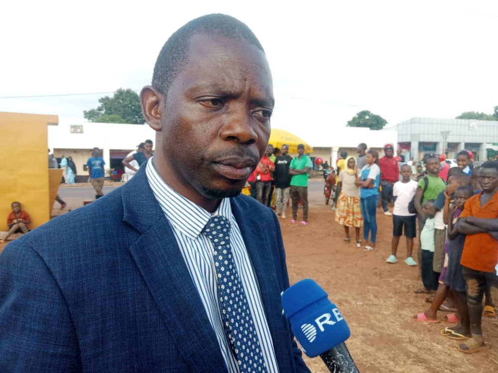 Mpayimana speaking to media after his presidential campaign in Ngoma District