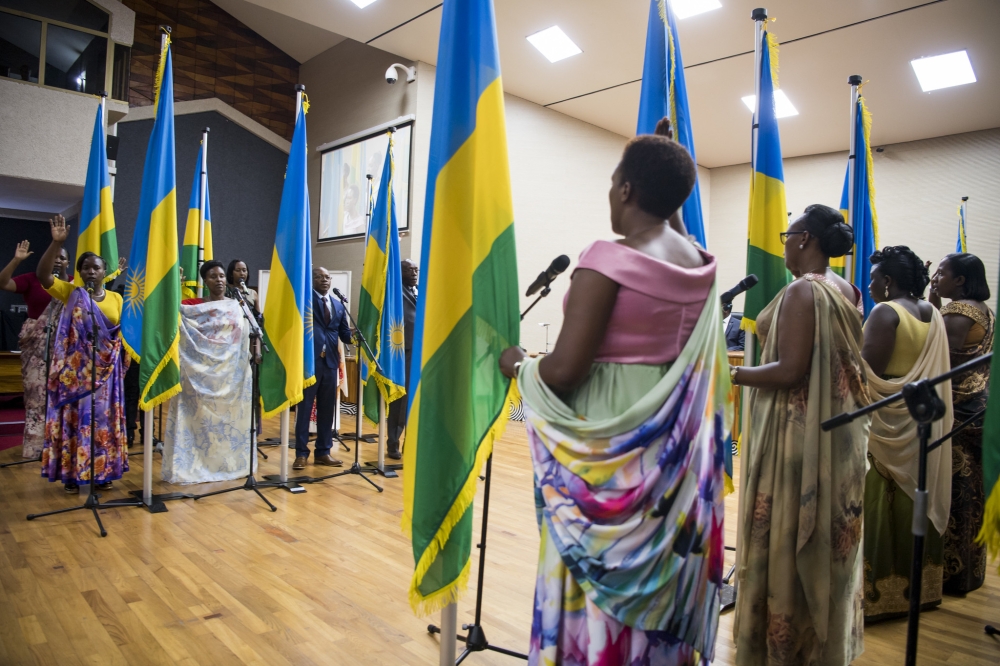 Former members of the Chamber of Deputies take the oath of office on September 19, 2018. File